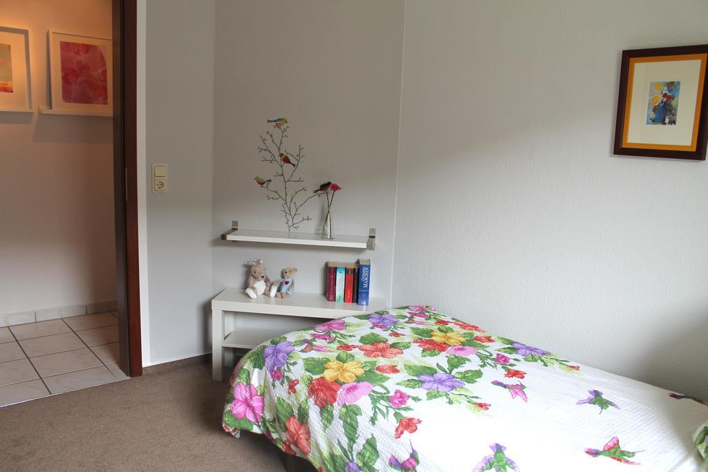 Haus Flora - Ferienwohnungen Кохем Номер фото